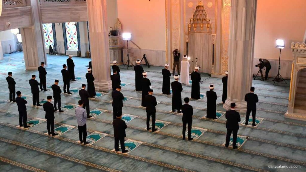 Adhan (The Islamic Call to Prayer) – Meaning, Text, and Spiritual Significance 3 Iqamah – The Second Call in Just Before Starting the Prayer After First Adhan