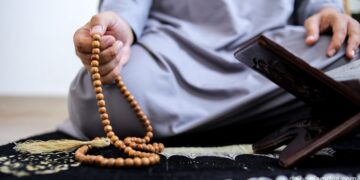 Tasbih: Islamic Prayer Beads for Dhikr and Remembrance