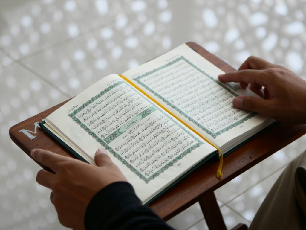 The Role of Structured Mentorship in Quranic Education: Why Self-Study Apps Aren't Enough 1 Structured Mentorship in Quranic Education