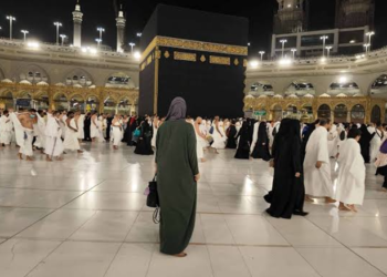 women umrah